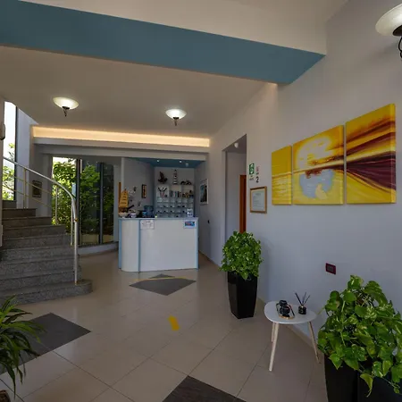 Grand Aita Hotel Radhimë