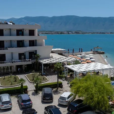 Grand Aita Hotel 4*