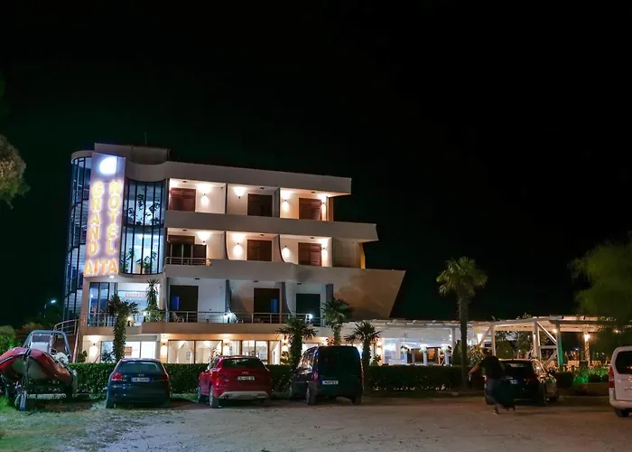 Grand Aita ホテル 4*