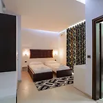 Grand Aita 4* Radhimë