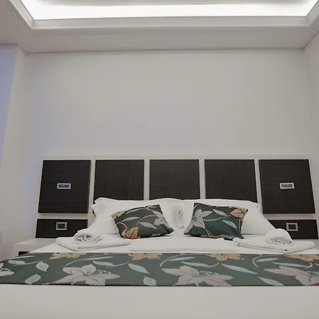 Hotel Grand Aita Radhimë