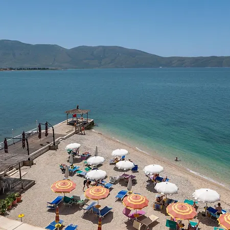 Grand Aita 4* Radhimë