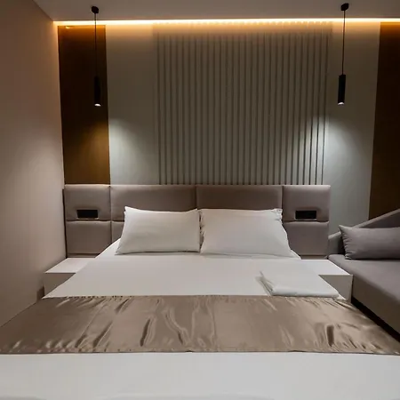 Grand Aita Hotel Radhimë