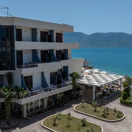 Grand Aita 4* Radhimë