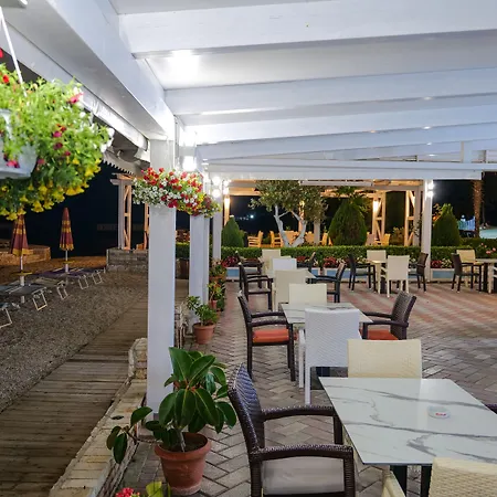 酒店 艾塔格兰德酒店 4*