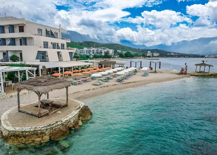 艾塔格兰德酒店 4* Radhimë