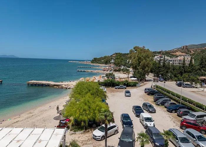 艾塔格兰德酒店 4*