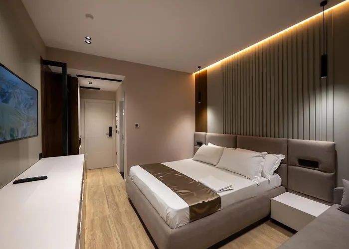 Hotel Grand Aita Radhimë