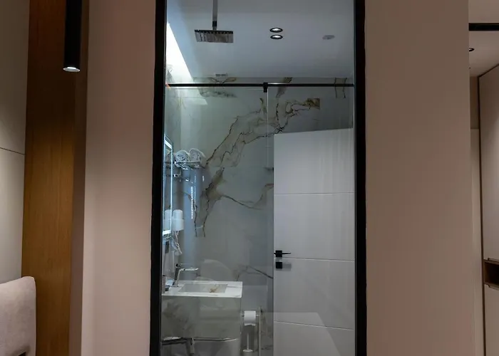 酒店 艾塔格兰德酒店 Radhimë