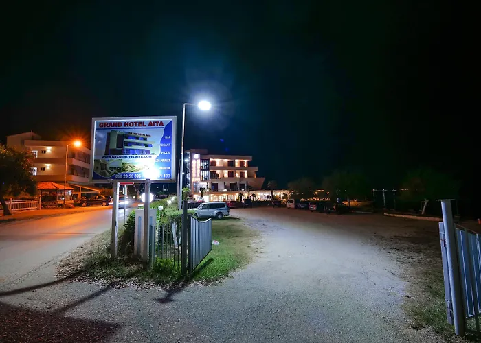 艾塔格兰德酒店 酒店 Radhimë