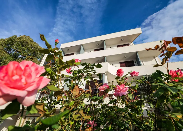 艾塔格兰德酒店 4*